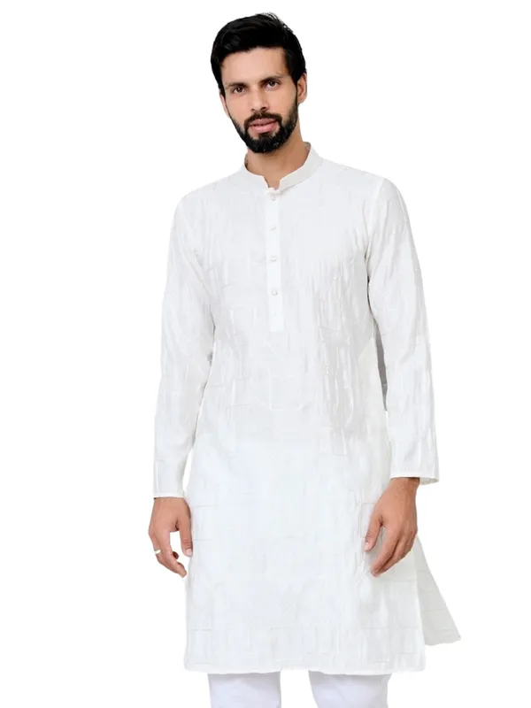 Cream_Geometric_Embroidered_Thread_Work_Mandarin_Collar_Straight_Kurta