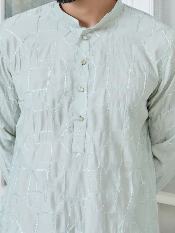 Gray_Geometric_Embroidered_Thread_Work_Mandarin_Collar_Straight_Kurta_with_Pyjama_with_Pyjama