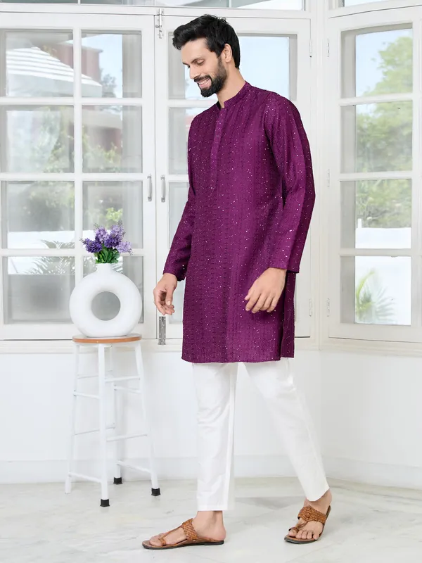 Purple_Embroidered_Thread_Work_Sequinned_Chanderi_Silk_Straight_Kurta