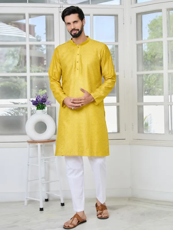 Yellow_Embroidered_Thread_Work_Sequinned_Chanderi_Silk_Straight_Kurta_With_Pyjama