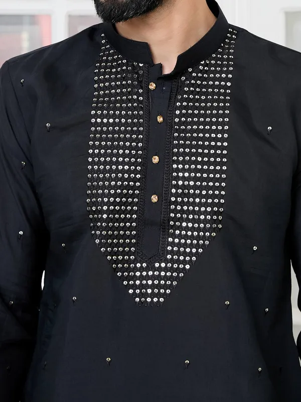 Black_Sequins_Embroidered_Chanderi_Straight_Kurta_with_Yoke_Design_Paired_with_Pyjama