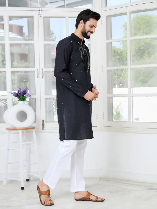 Black_Sequins_Embroidered_Chanderi_Straight_Kurta_with_Yoke_Design