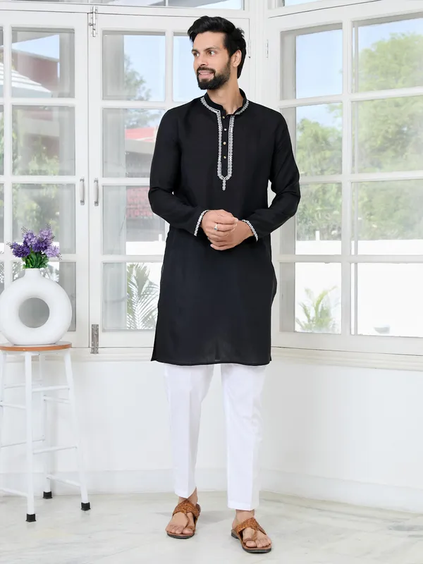 Black_Chanderi_Straight_Kurta_With_Pyjama_With_Yoke_Design