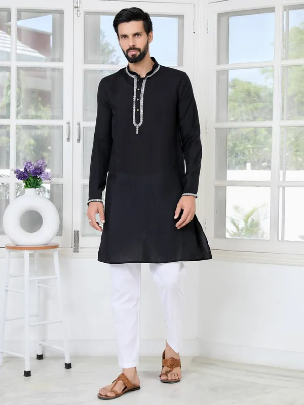 Black_Chanderi_Straight_Kurta_with_Pyjama_with_Yoke_Design