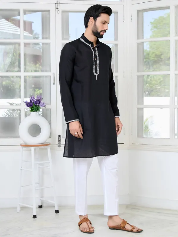 Black_Chanderi_Straight_Kurta_with_Yoke_Design