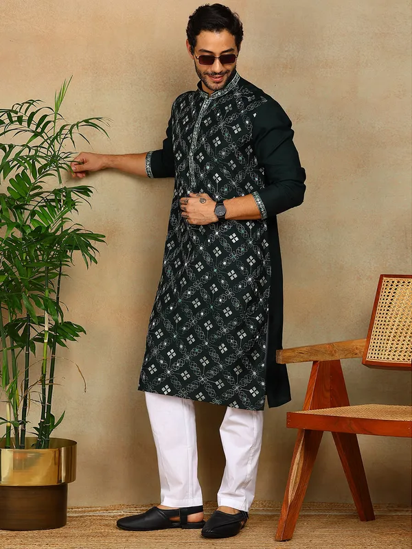 Forest_Green_Sequins_Embroidered_Viscose_Straight_Kurta_With_Pyjama