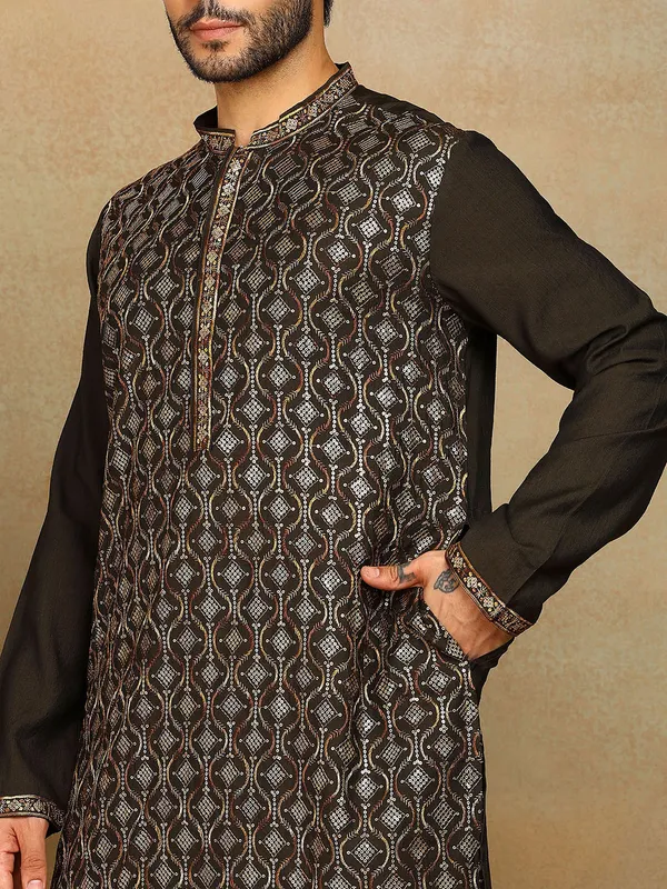 Dark_Green_Sequins_Embroidered_Viscose_Straight_Kurta_With_Pyjama