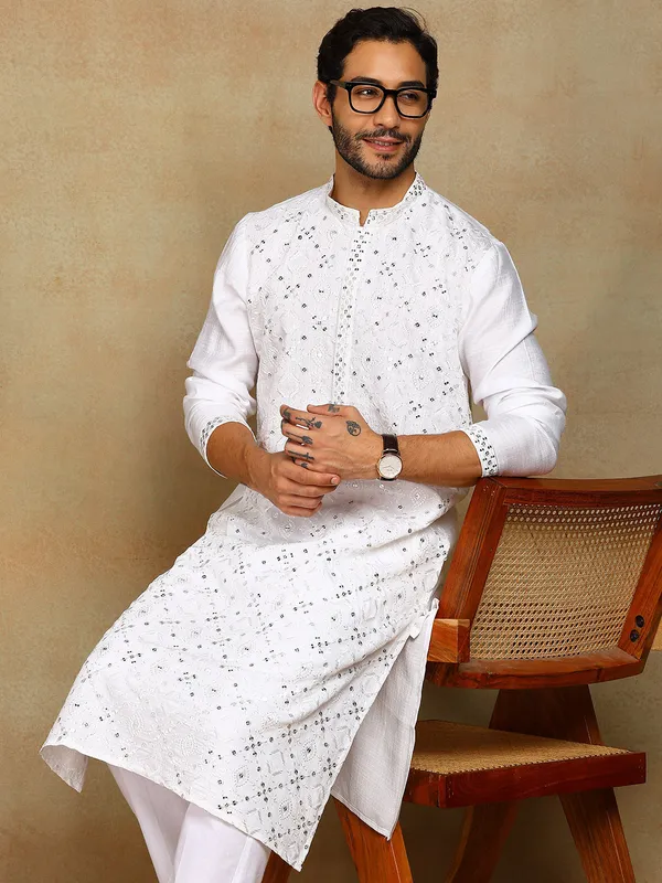 Off_White_Sequins_Embroidered_Viscose_Straight_Kurta_With_Pyjama