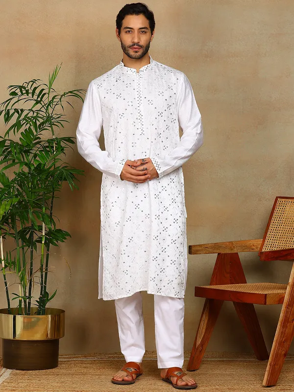 Off_White_Sequins_Embroidered_Viscose_Straight_Kurta_With_Pyjama