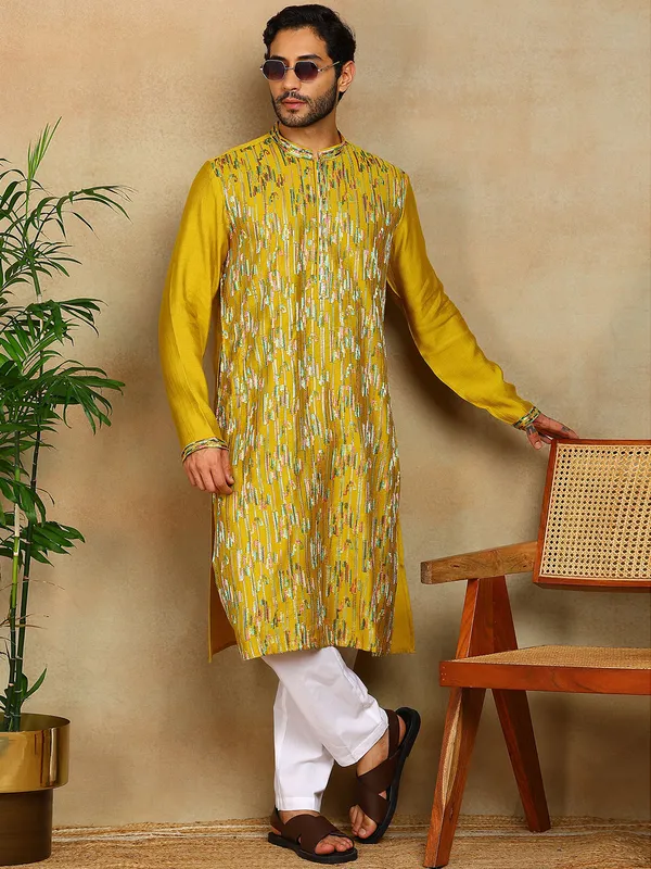 Mustard_Thread_Embroidered_Viscose_Straight_Kurta_With_Pyjama