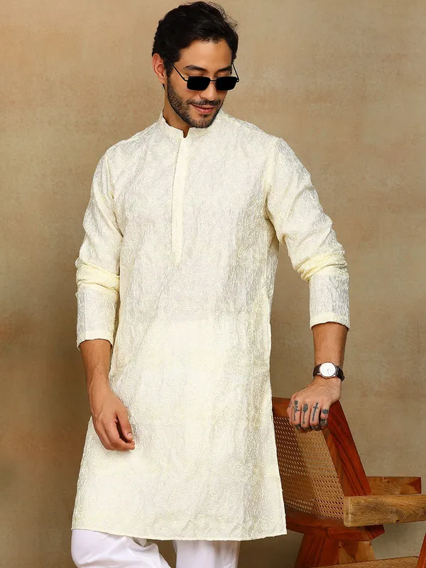 Cream_Thread_Embroidered_Viscose_Straight_Kurta_With_Pyjama