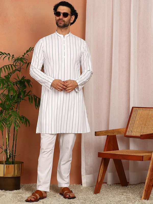 Men'S_White_Woven_Striped_Straight_Kurta_With_Pyjama