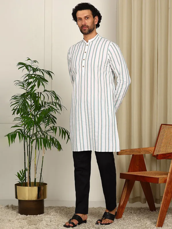 Men'S_White_Woven_Striped_Straight_Kurta_With_Pyjama