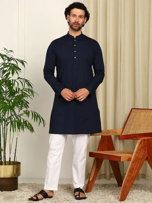 Navy_Blue_Solid_Straight_Kurta_With_Pyjama