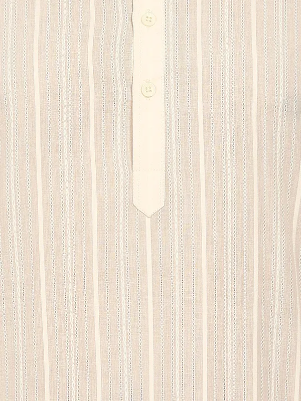 Off-White_Thread_Worked_Cotton_Straight_Kurta_With_Pyjama