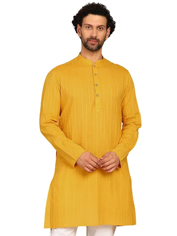 Men_Mustard_Thread_Worked_Cotton_Straight_Kurta