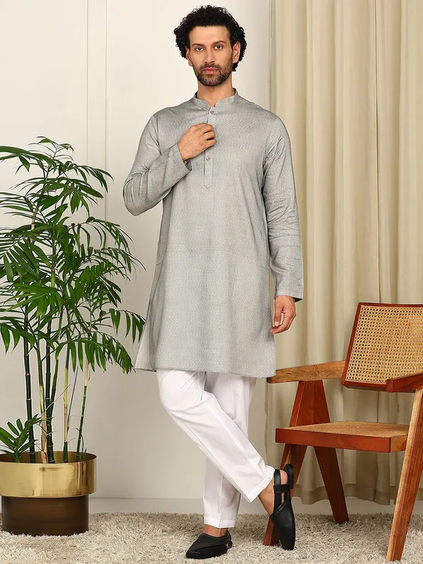 Grey_Woven_Straight_Kurta_With_Pyjama