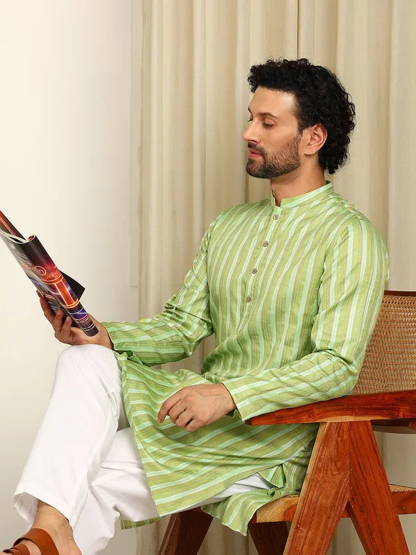 Green_Woven_Striped_Silk_Straight_Kurta_With_Pyjama