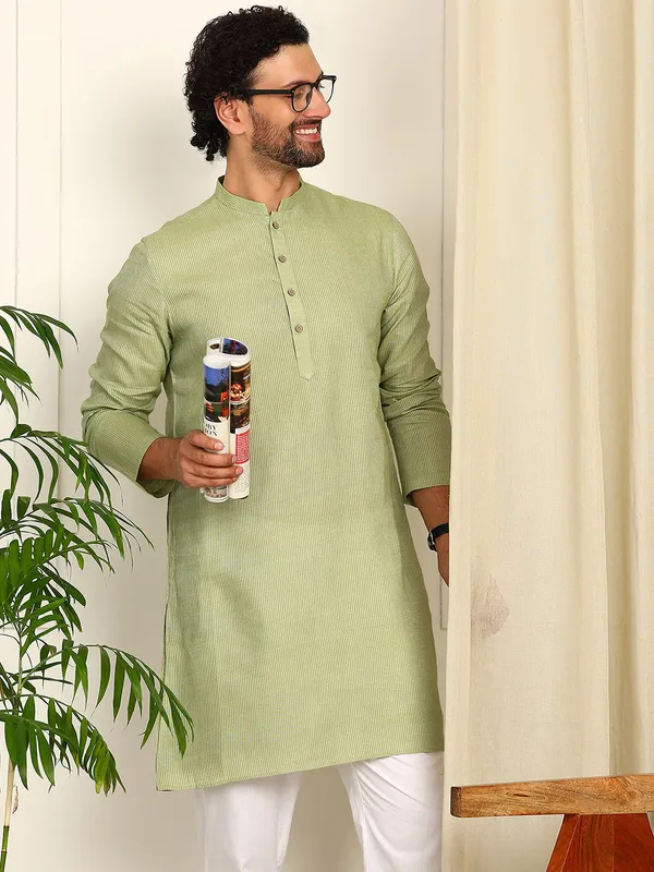 Green_Woven_Straight_Kurta_With_Pyjama