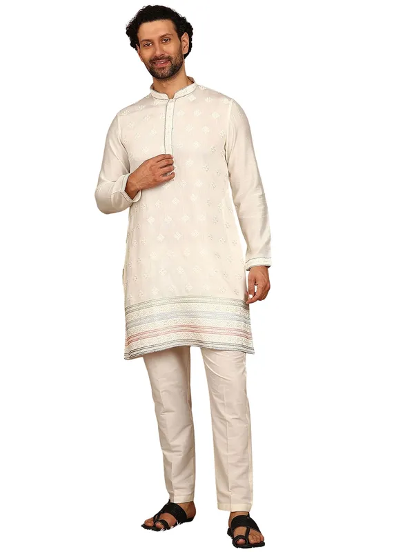 Off-White_Embroidered_Straight_Kurta_With_Pyjama