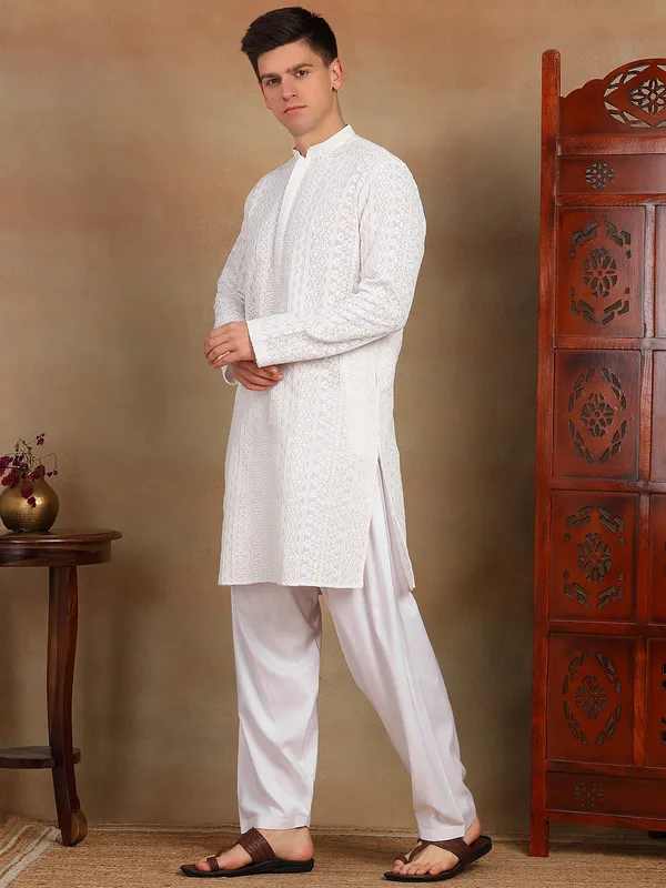 Men_White_Chikankari_Embroidered_Straight_Kurta_With_Salwar