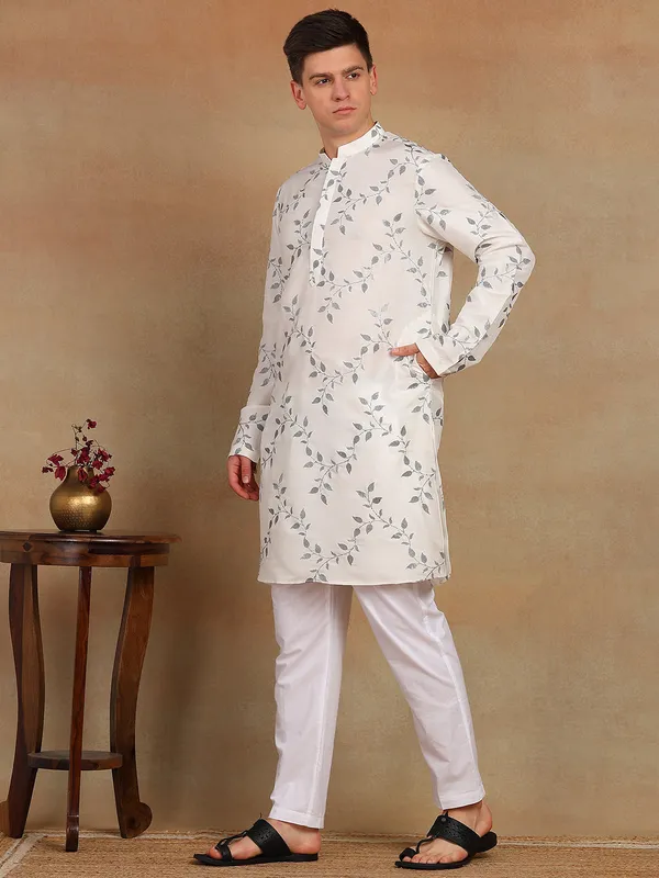 Men_White_Sequins_Leaf_Straight_Kurta_With_Pyjama