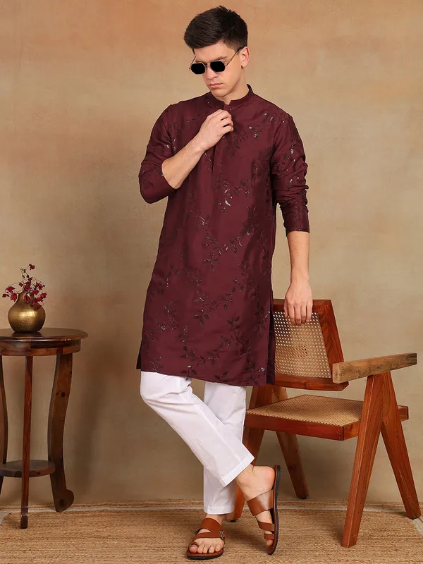 Men_Maroon_Sequins_Leaf_Straight_Kurta_With_Pyjama