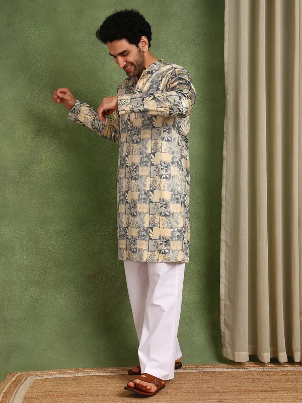Men_Printed_Satin_Kurta