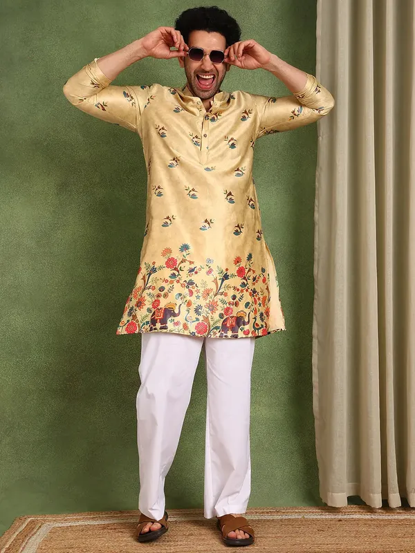 Men_Beige_Ethnic_Motifs_Printed_Indie_Prints_Chanderi_Silk_Kurta