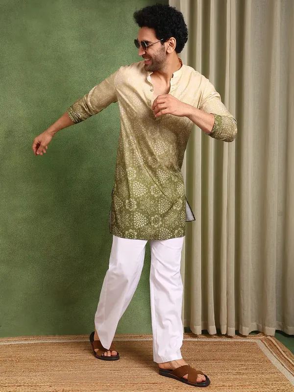 Men_Olive_Cotton_Silk_Straight_Printed_Kurta_With_Pyjama