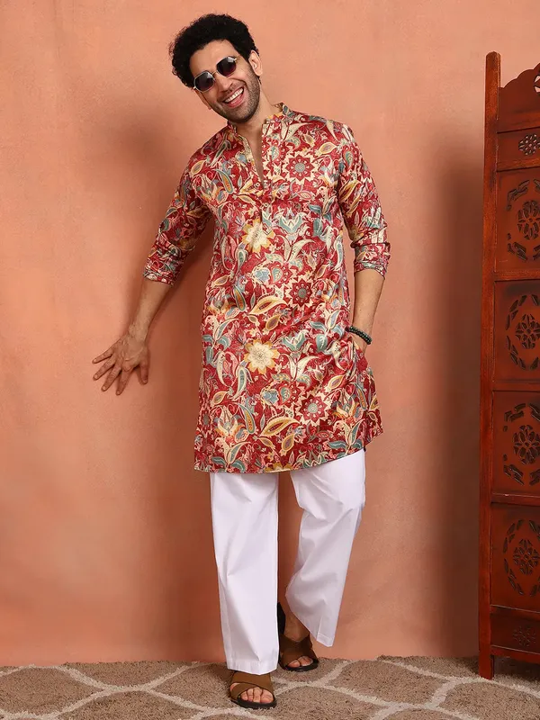 Men_Maroon_Cotton_Satin_Straight_Printed_Kurta_With_Pyjama
