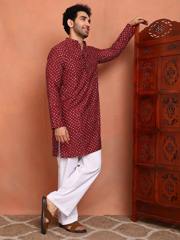 Men_Bandhani_Printed_Chanderi_Silk_Kurta
