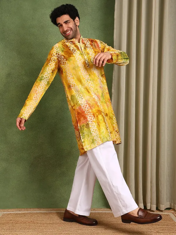 Men_Mustard_Chanderi_Silk_Straight_Printed_Kurta_With_Pyjama