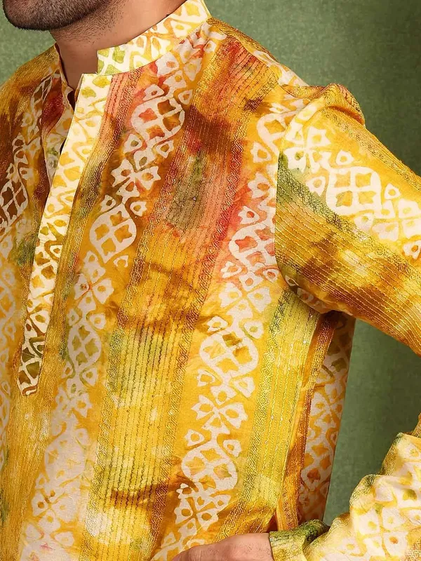 Men_Mustard_Chanderi_Silk_Straight_Printed_Kurta_With_Pyjama