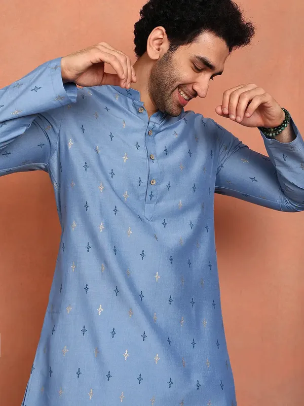 Men_Blue_Cotton_Silk_Straight_Kurta_With_Pyjama