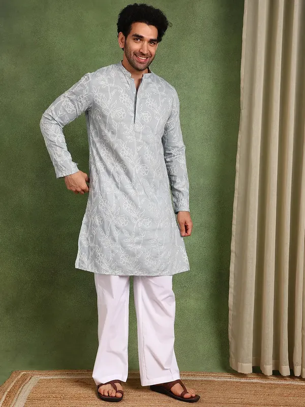 Men_Grey_Cotton_Silk_Embroidered_Straight_Kurta_With_Pyjama