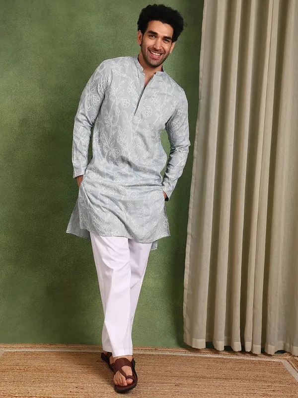 Men_Grey_Cotton_Silk_Embroidered_Straight_Kurta_With_Pyjama