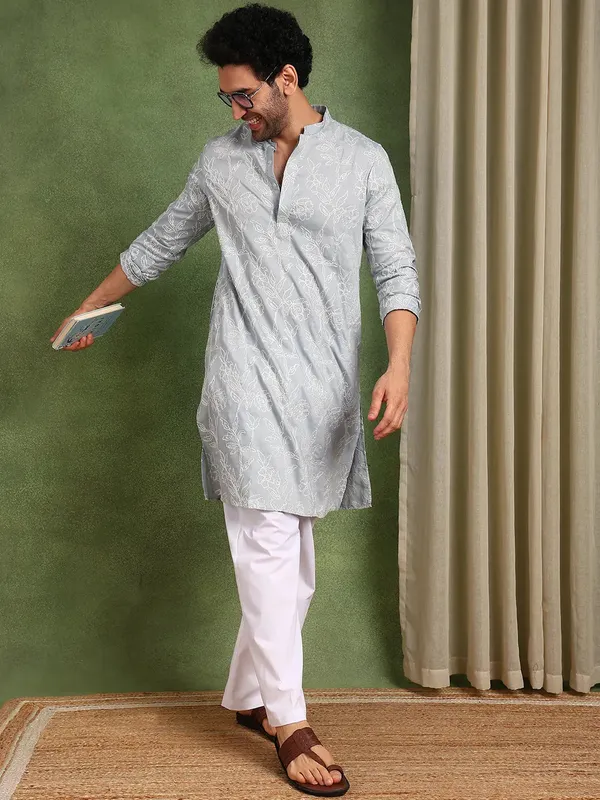 Men_Grey_Cotton_Silk_Embroidered_Straight_Kurta_With_Pyjama