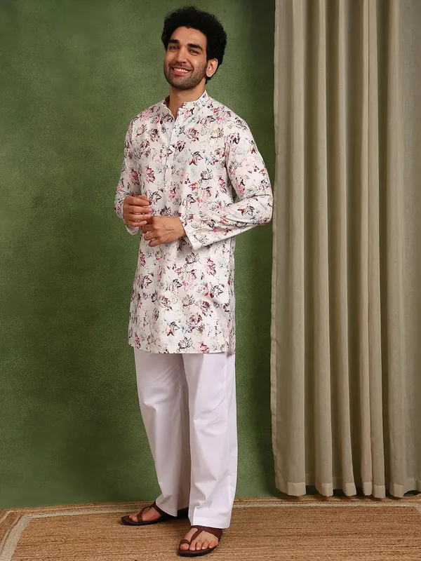 Men_Off-White_Cotton_Straight_Kurta_With_Pyjama