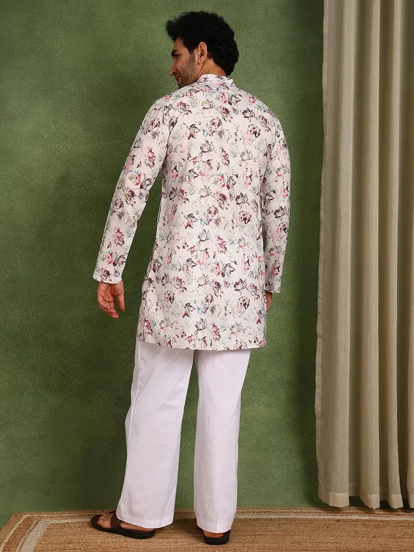 Men_Off-White_Cotton_Straight_Kurta