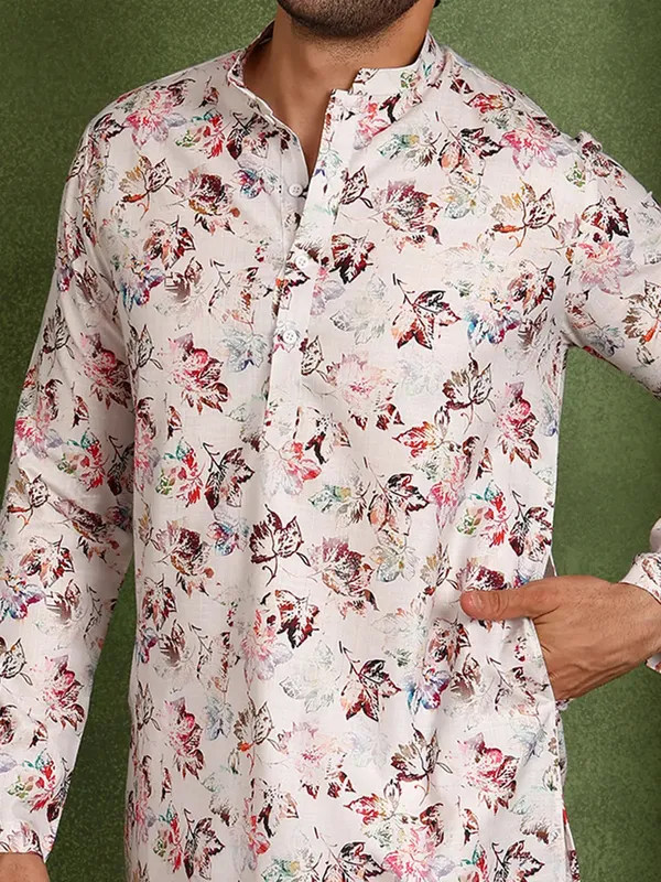 Men_Off-White_Cotton_Straight_Kurta