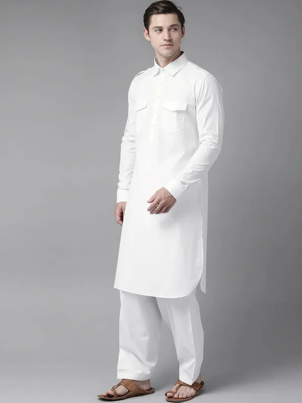 Men_White_Pathani_Kurta_with_Salwar