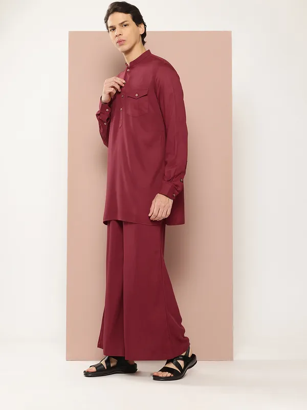Men_Maroon_Rayon_Solid_Pathani_Sets