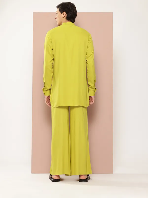 Men_Lime_Green_Rayon_Solid_Pathani_Sets