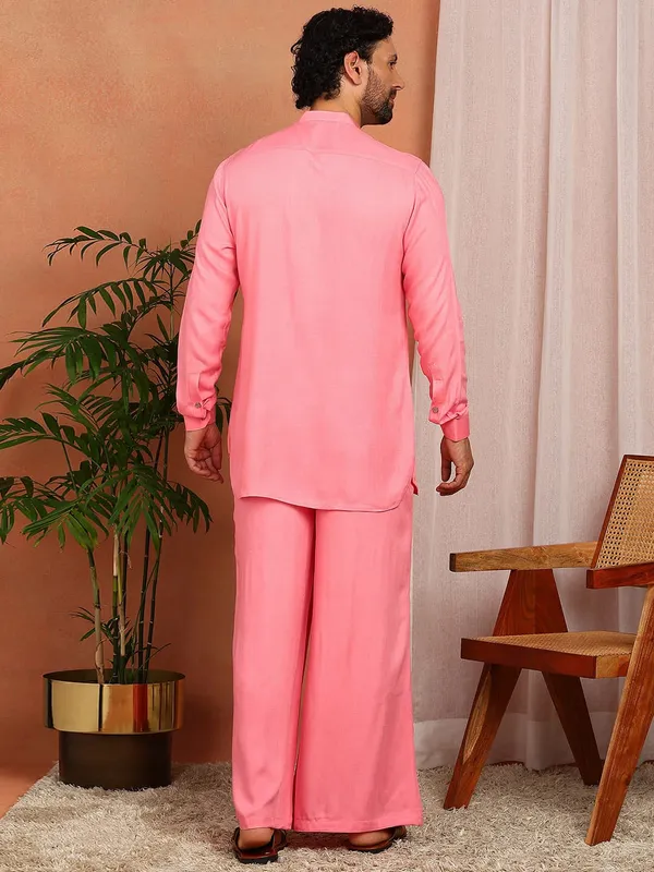 Men's_Pink_Viscose_Rayon_Solid_Pathani_Set