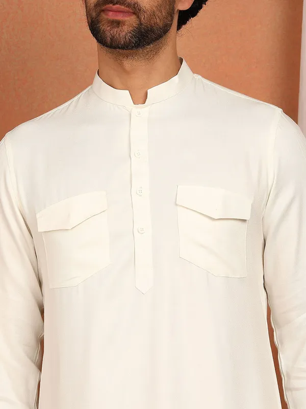 Men's_Off_White_Viscose_Rayon_Solid_Pathani_Set
