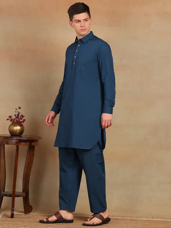 Men_Blue_Solid_Pathani_Kurta_With_Salwar