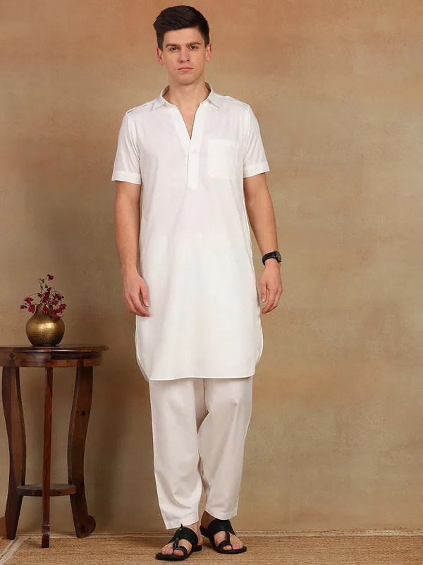 Men's_Solid_Pathani_Kurta_with_Salwar