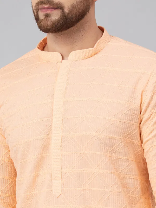 Chikankari_Embroidered_Straight_kurta_with_Pyjama