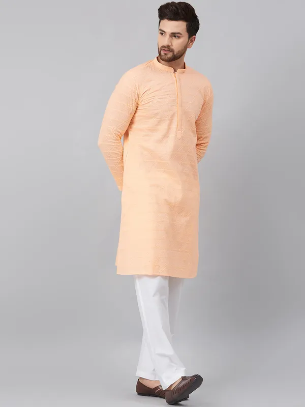 Chikankari_Embroidered_Straight_kurta_with_Pyjama